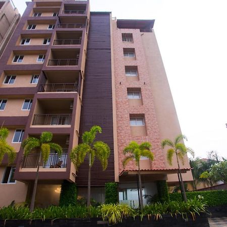 Encore Suites Goa Panaji Exteriör bild
